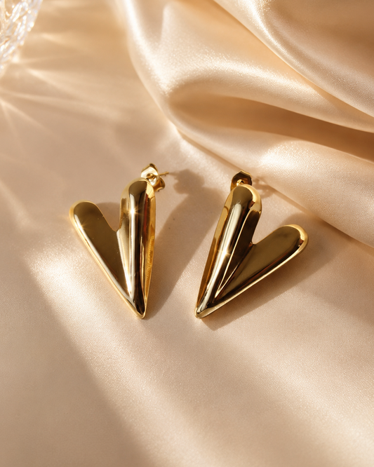 Aretes Corazón Bold Gold Chapados en ORO – Zehra